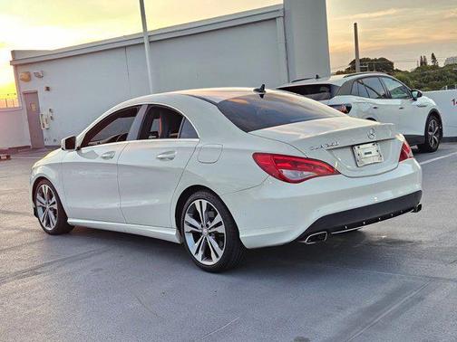2016 Mercedes-Benz CLA-Class Base