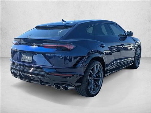 2024 Lamborghini Urus S