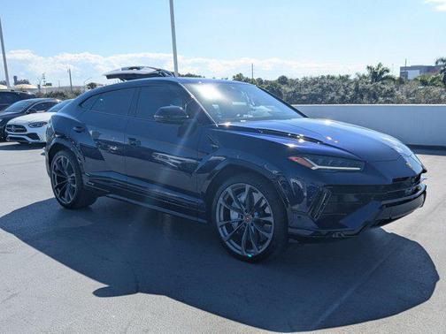 2024 Lamborghini Urus S