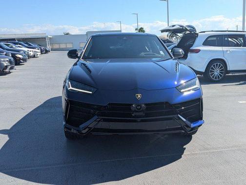 2024 Lamborghini Urus S