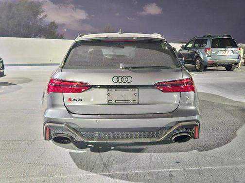 2022 Audi RS 6 Avant 4.0T
