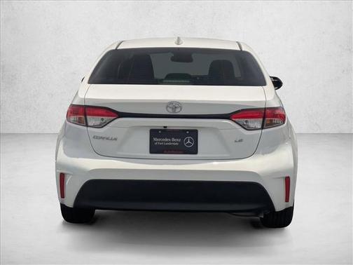 Ice Cap 2023 Toyota Corolla LE