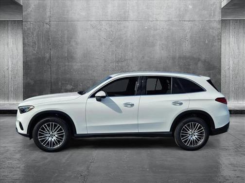 2025 Mercedes-Benz GLC 300 Base