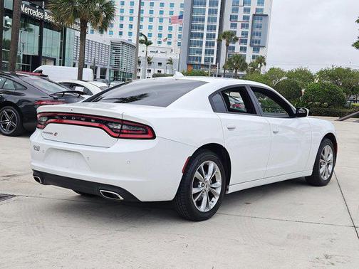 White Knuckle Clearcoat 2022 Dodge Charger SXT