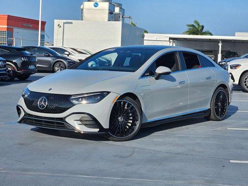MANUFAKTUR Alpine Grey 2023 Mercedes-Benz EQE 500 4MATIC+