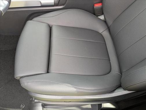 2026 Mercedes-Benz GLB 250 Base