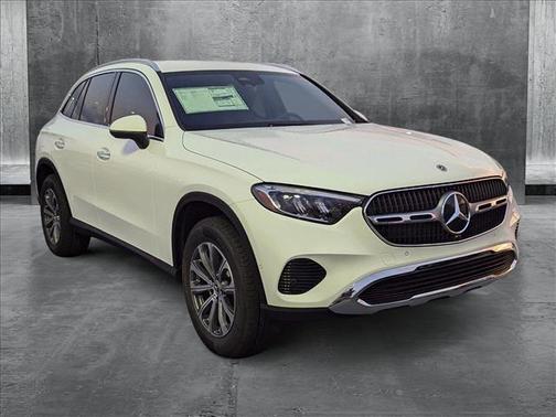 2025 Mercedes-Benz GLC 300 4MATIC