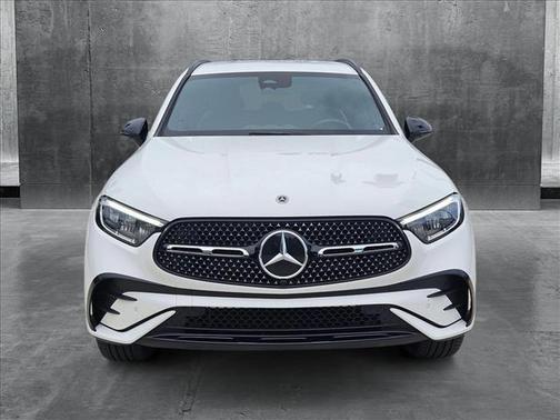 2025 Mercedes-Benz GLC 300 4MATIC