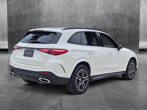 2025 Mercedes-Benz GLC 300 4MATIC