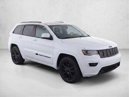 2022 Jeep Grand Cherokee Laredo