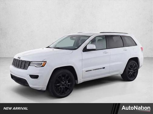 2022 Jeep Grand Cherokee Laredo