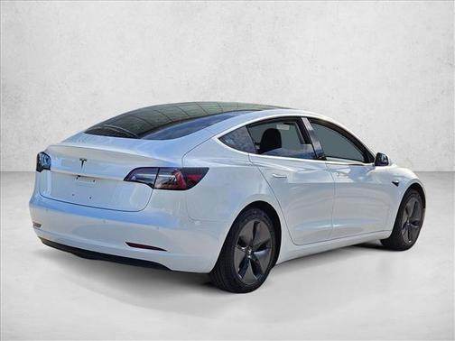 Pearl White Multi-Coat 2018 Tesla Model 3 Long Range