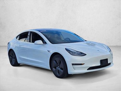 Pearl White Multi-Coat 2018 Tesla Model 3 Long Range