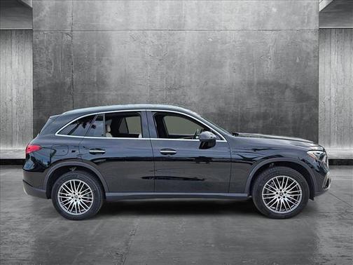 2024 Mercedes-Benz GLC 300 4MATIC
