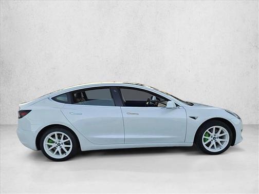 2020 Tesla Model 3 Standard Range