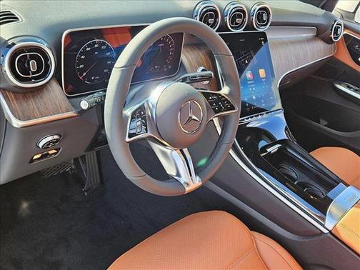 2025 Mercedes-Benz GLC 350e Base