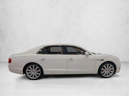 Arctica 2018 Bentley Flying Spur V8 S