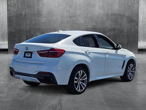 2015 BMW X6 xDrive50i