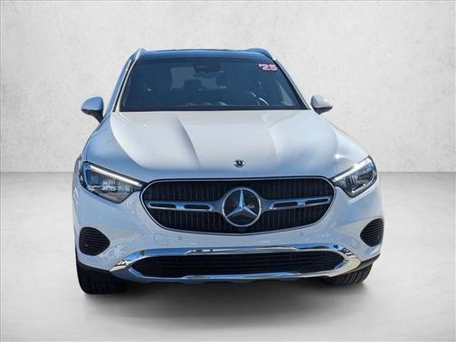 2025 Mercedes-Benz GLC 300 4MATIC
