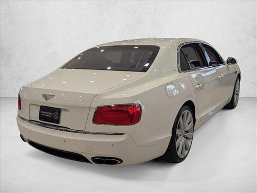 Arctica 2018 Bentley Flying Spur V8 S