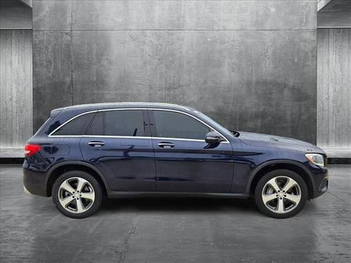 2016 Mercedes-Benz GLC 300 Base
