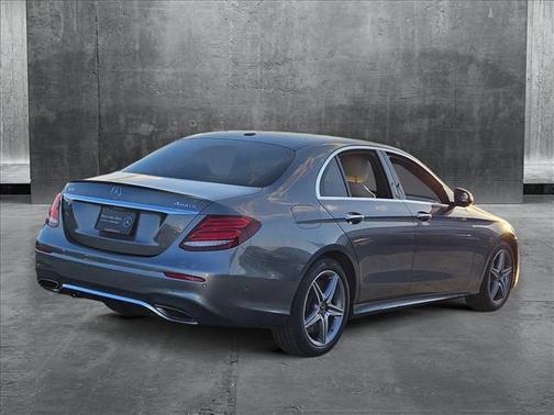 2018 Mercedes-Benz E-Class 4MATIC