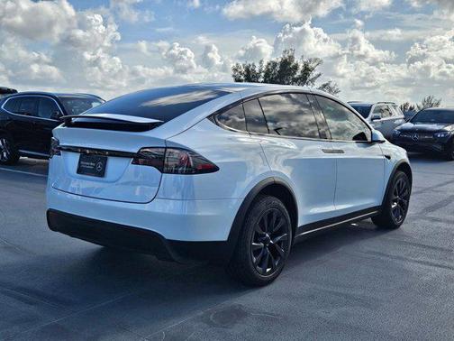 2023 Tesla Model X AWD