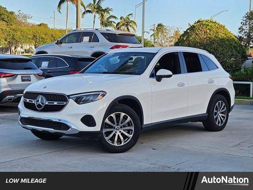 2025 Mercedes-Benz GLC 300 4MATIC