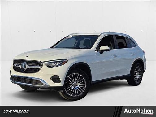 2025 Mercedes-Benz GLC 300 Base