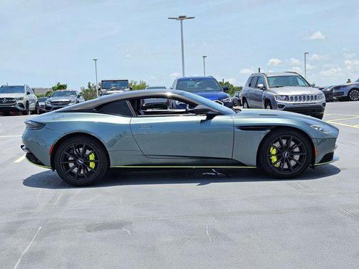 2019 Aston Martin DB11 AMR