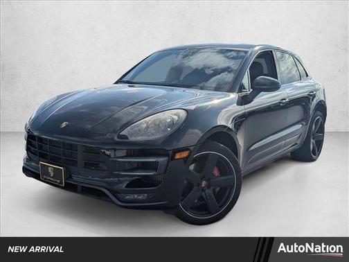 2016 Porsche Macan Turbo