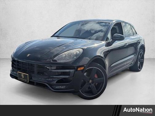 2016 Porsche Macan Turbo