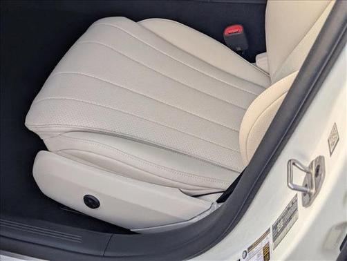 2026 Mercedes-Benz E-Class 4MATIC