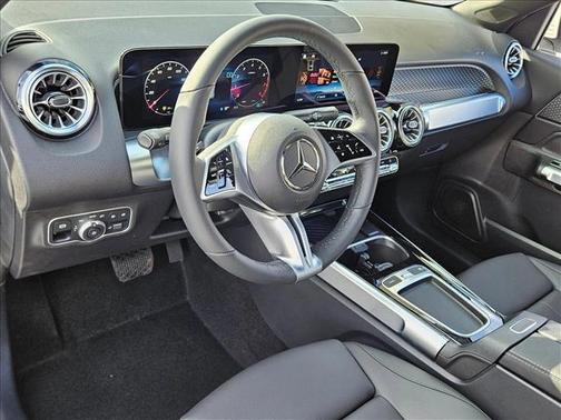 2025 Mercedes-Benz GLB 250 Base