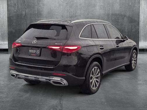 2025 Mercedes-Benz GLC 300 4MATIC