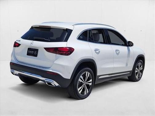 2025 Mercedes-Benz GLA 250 4MATIC