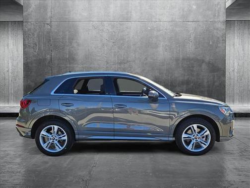 2024 Audi Q3 Premium 45 TFSI S line quattro Tiptronic