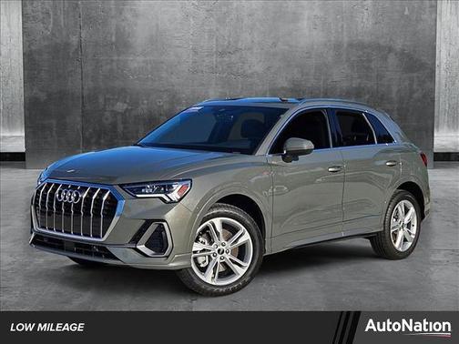 2024 Audi Q3 Premium 45 TFSI S line quattro Tiptronic