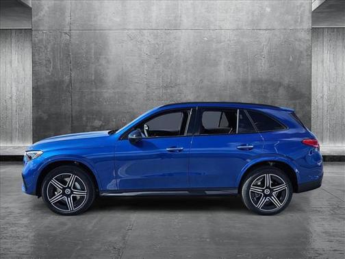 2025 Mercedes-Benz GLC 300 Base