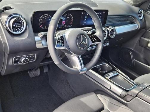 2025 Mercedes-Benz GLB 250 Base