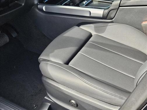 2025 Mercedes-Benz GLB 250 Base