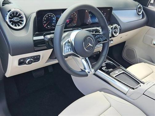 Polar White 2026 Mercedes-Benz GLA 250 4MATIC
