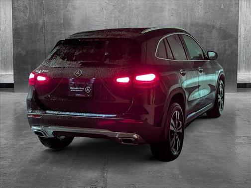 2025 Mercedes-Benz GLA 250 Base