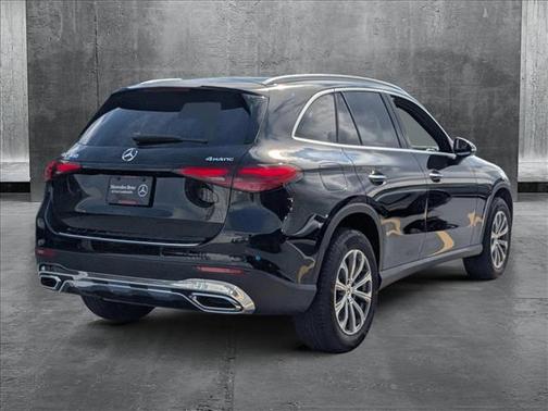 2025 Mercedes-Benz GLC 300 4MATIC