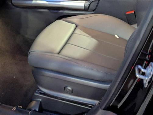 2025 Mercedes-Benz GLA 250 Base