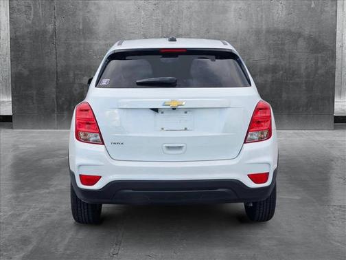 2022 Chevrolet Trax LS