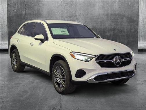 2025 Mercedes-Benz GLC 300 Base