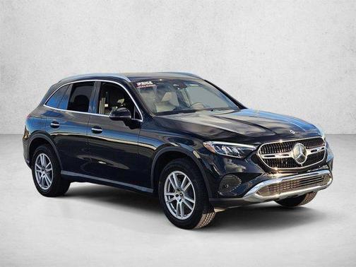 Black 2025 Mercedes-Benz GLC 300 Base