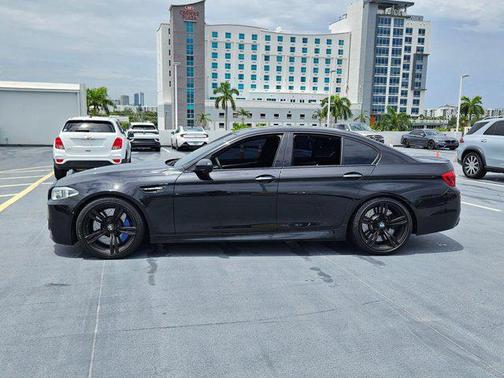 2015 BMW M5 Base