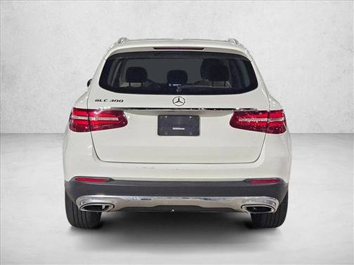 2018 Mercedes-Benz GLC 300 Base